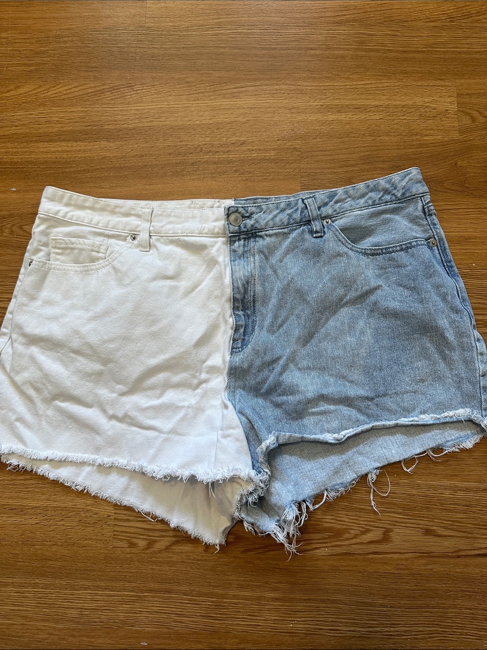 Rue21 Two Tone Demin Shorts